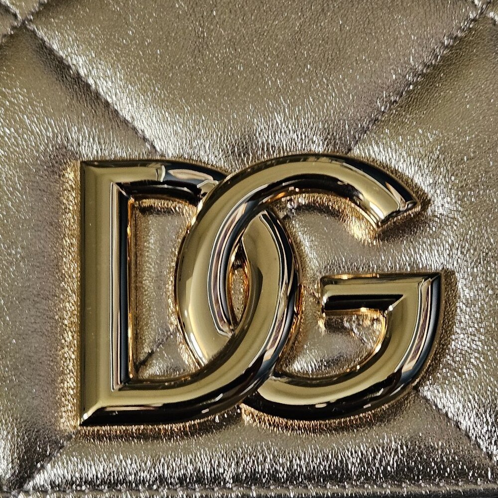 AUTH DOLCE & GABBANA METALLIC GOLD QUILTED LEATHER CHAIN SHOULDER BAG HANDBAG - Picture 3 of 16